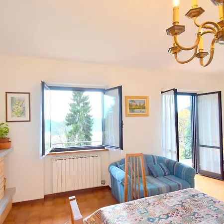 Modern Near Ski Area In Traego Viggiona דירה Trarego