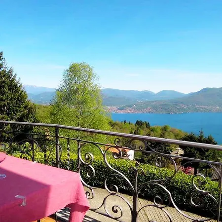 Modern Apartment Near Ski Area In Traego Viggiona Trarego